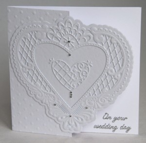 A beautiful handmade wedding card with a heart | Handmade by Helen