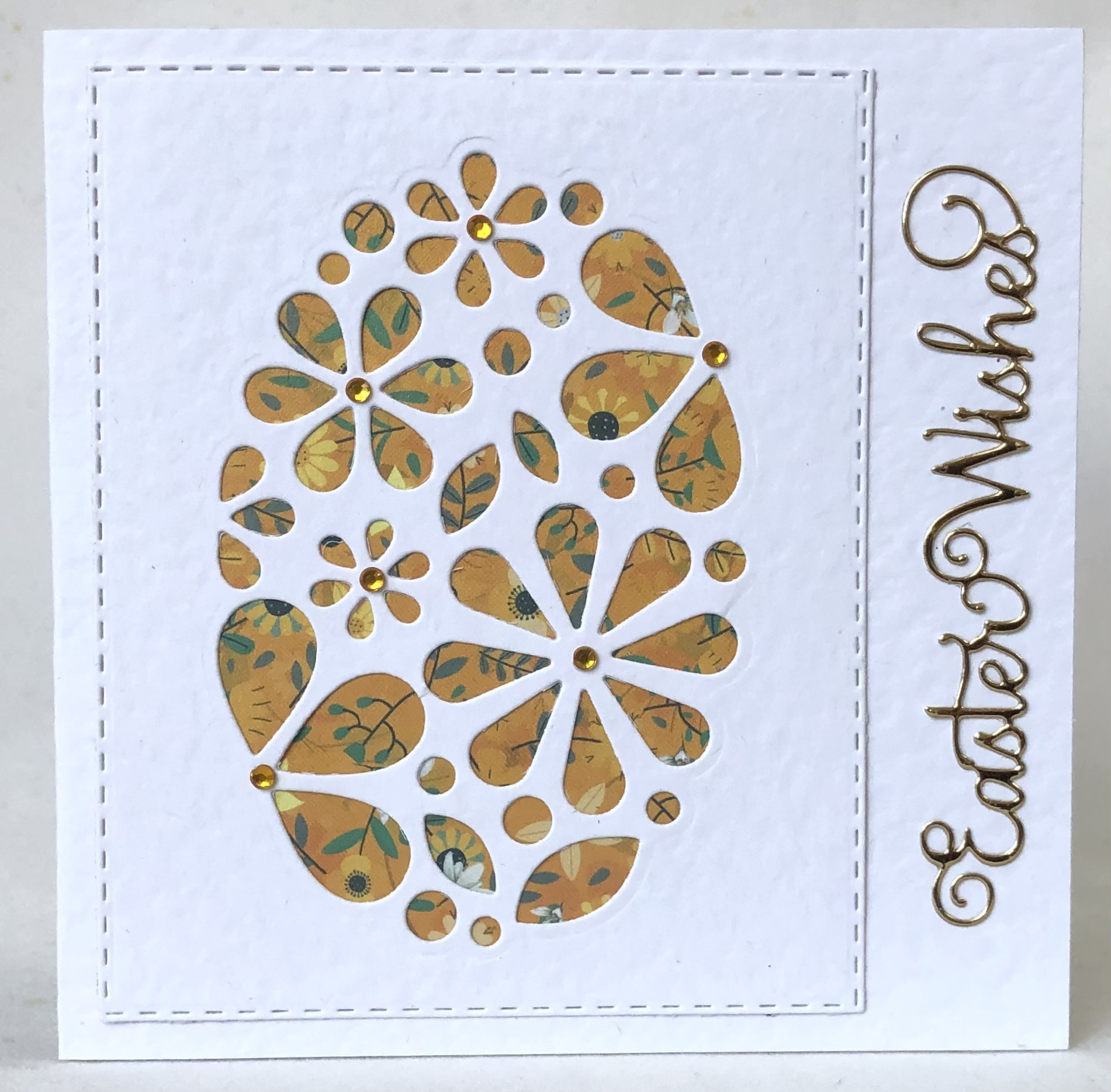 Easter Oval Bouquet Card - Image 1